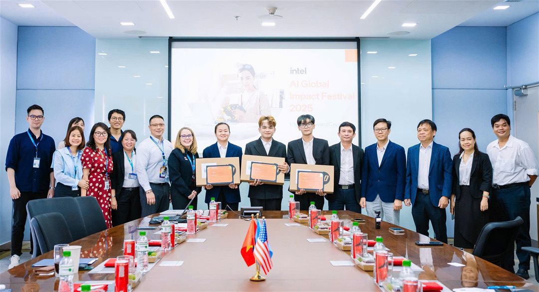 LHU tại Intel